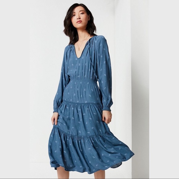 Urban Outfitters Dresses & Skirts - UO Blue Reese Paisley Tiered Smocked Midi Dress